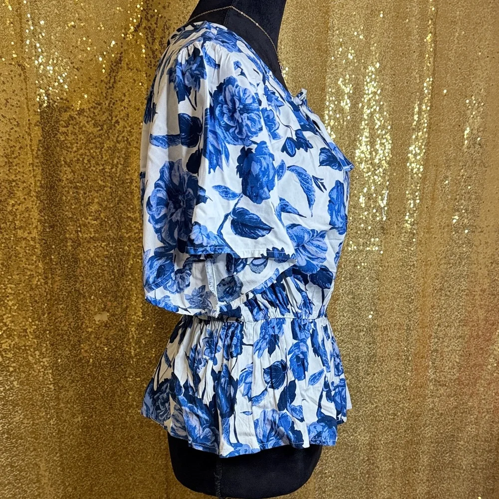 Abercrombie & Fitch Blue Floral Blouse - Picture 2 of 7